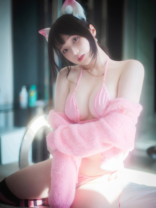 [BLUECAKE] Bambi (밤비): Sticky Boosette (Princess Boo) (132 photos)