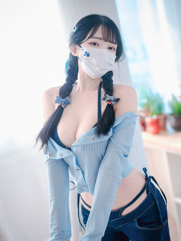 Sayo Momo: Tatsumaki Little Kitty (One Punch-Man) Sexy Cosplay